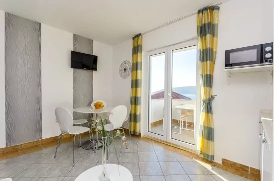 Apartmán Střední Dalmácie - Okrug Donji DA 3330 N4