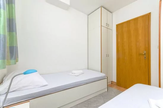 Apartmán Střední Dalmácie - Okrug Donji DA 3330 N4