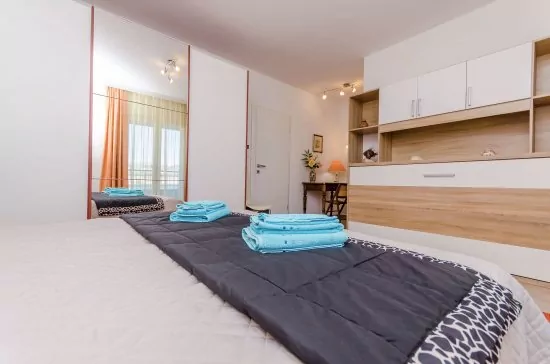 Apartmán Střední Dalmácie - Okrug Gornji DA 3331 N2