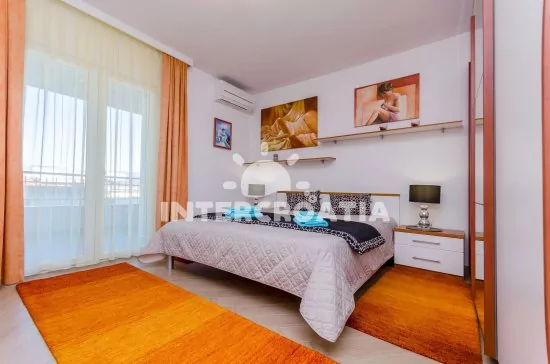 Apartmán Střední Dalmácie - Okrug Gornji DA 3331 N2