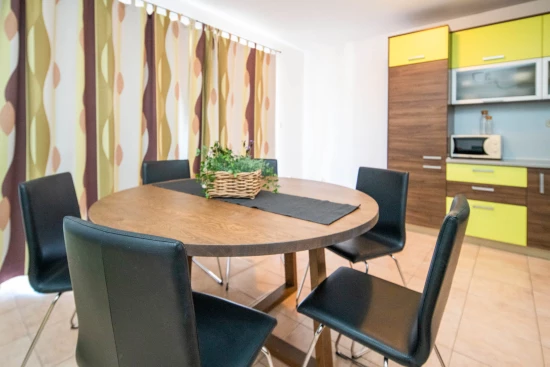 Apartmán Severní Dalmácie - Pakoštane DA 4604 N2