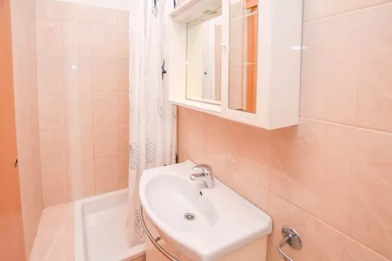 Apartmán Severní Dalmácie - Pakoštane DA 4605 N2