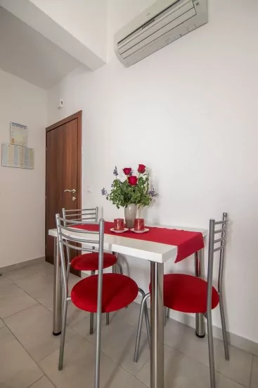 Apartmán Střední Dalmácie - Okrug Gornji DA 3332 N2