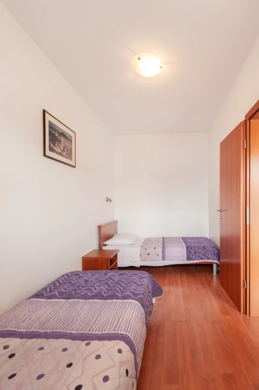 Apartmán Střední Dalmácie - Okrug Gornji DA 3335 N1