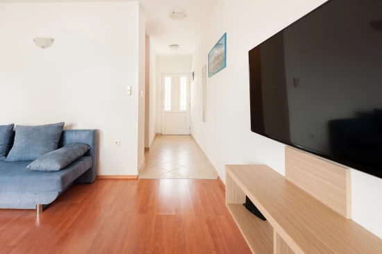 Apartmán Střední Dalmácie - Okrug Gornji DA 3335 N1