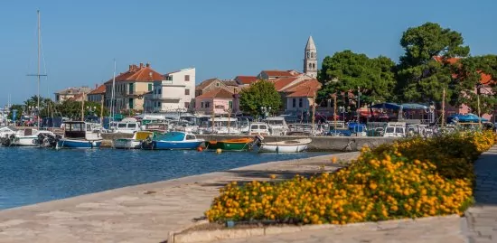 Biograd na Moru pobřeží.