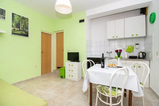 Apartmán Severní Dalmácie - Pakoštane DA 4608 N2