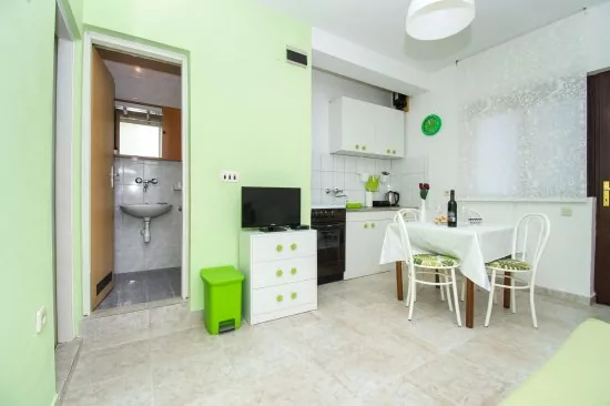 Apartmán Severní Dalmácie - Pakoštane DA 4608 N2