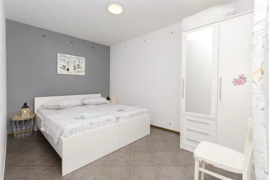 Apartmán Severní Dalmácie - Tribunj (Vodice) DA 4198 N1