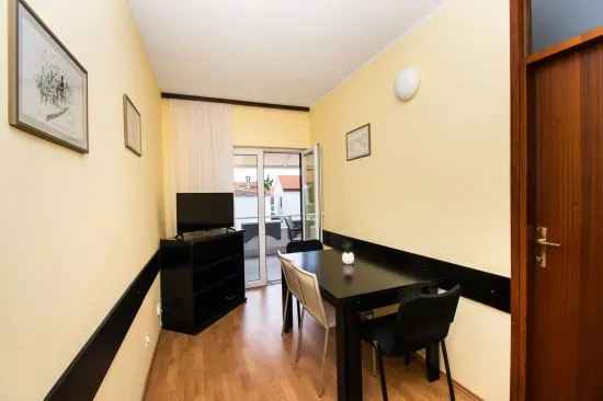 Apartmán Severní Dalmácie - Vodice DA 4213 N2