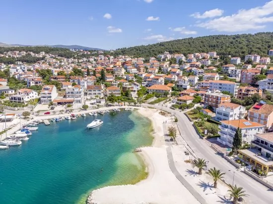 Okrug Gornji letecký pohled na pláž Copacabana.