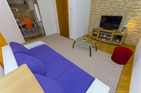 Apartmán Střední Dalmácie - Okrug Gornji DA 3337 N1