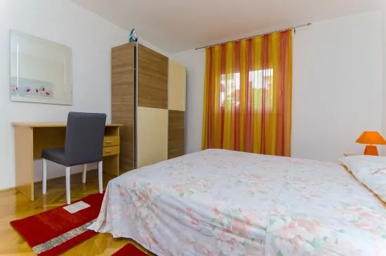 Apartmán Střední Dalmácie - Okrug Gornji DA 3337 N1