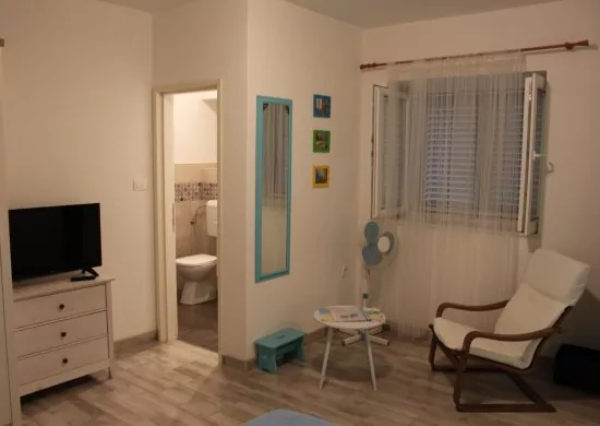 Apartmán Severní Dalmácie - Tribunj (Vodice) DA 4214 N1