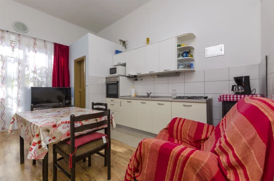 Apartmán Střední Dalmácie - Marina DA 3442 N1