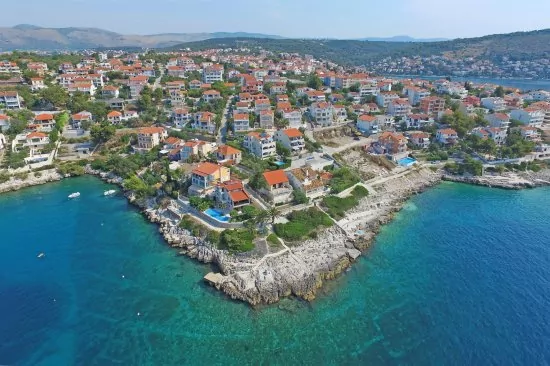 Okrug Gornji letecký pohled na pobřeží.