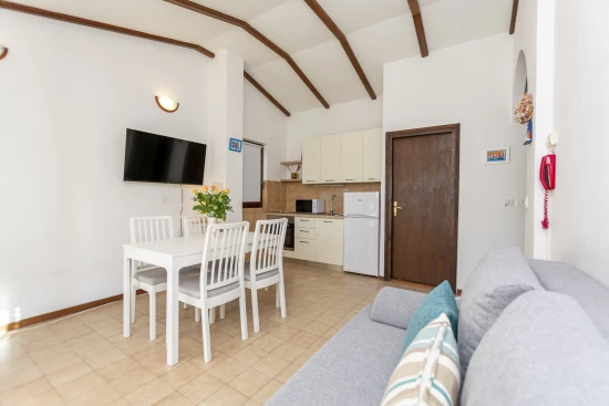 Apartmán Střední Dalmácie - Okrug Donji DA 3347 N2