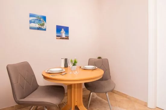 Apartmán Severní Dalmácie - Vodice DA 4233 N1