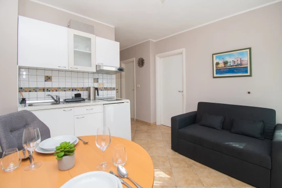 Apartmán Severní Dalmácie - Vodice DA 4233 N2