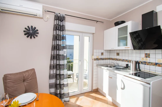 Apartmán Severní Dalmácie - Vodice DA 4233 N3