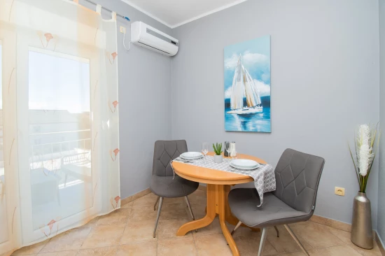 Apartmán Severní Dalmácie - Vodice DA 4233 N4