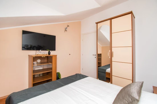 Apartmán Severní Dalmácie - Vodice DA 4233 N6