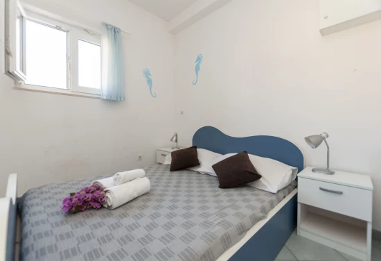 Apartmán Střední Dalmácie - Dugi Rat DA 2805 N3