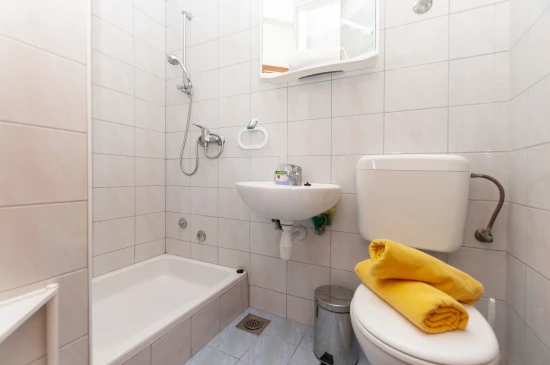 Apartmán Střední Dalmácie - Dugi Rat DA 2805 N6