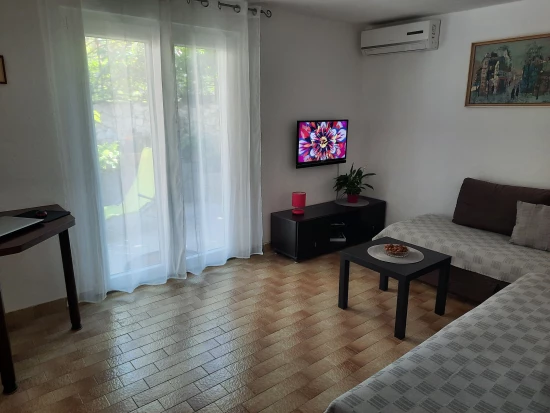 Apartmán Střední Dalmácie - Okrug Gornji DA 3348 N1