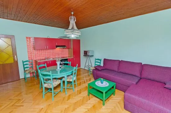 Apartmán Střední Dalmácie - Okrug Gornji DA 3351 N1