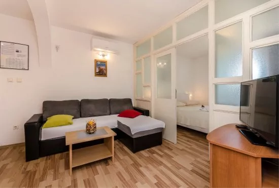 Apartmán Severní Dalmácie - Vodice DA 4240 N2