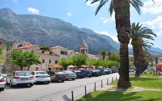 Makarska - pobřeží.