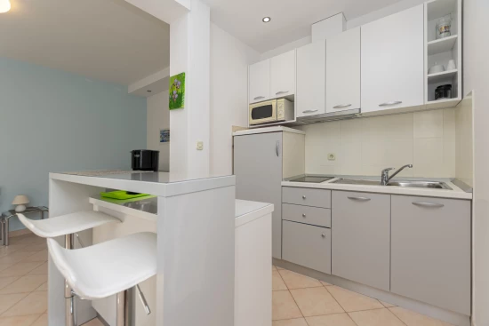 Apartmán Střední Dalmácie - Mimice DA 2408 N1