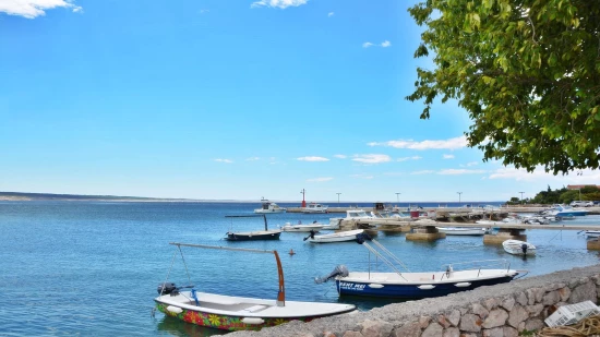 Starigrad - pobřeží.