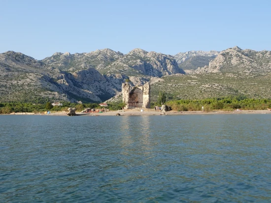 Starigrad - pobřeží.