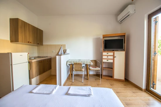 Apartmán Severní Dalmácie - Starigrad DA 6031 N5