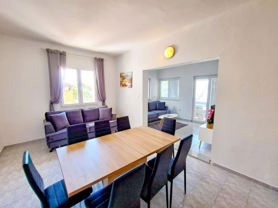 Apartmán Střední Dalmácie - Mimice DA 2409 N2