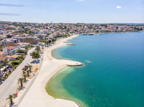 Letecký pohled na pláž Copacabana.