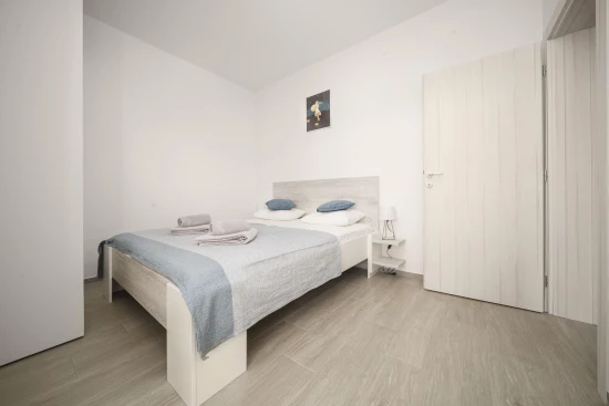 Apartmán Severní Dalmácie - Vodice DA 4251 N1