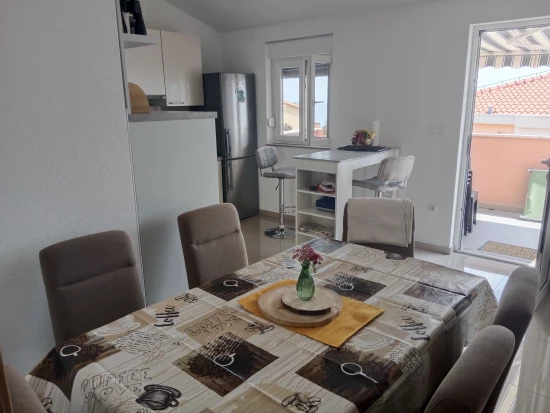 Apartmán Střední Dalmácie - Okrug Gornji DA 3354 N1