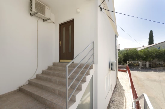 Apartmán Severní Dalmácie - Vodice DA 4255 N1