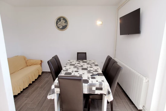 Apartmán Střední Dalmácie - Okrug Gornji DA 7024 N1