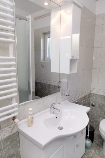 Apartmán Střední Dalmácie - Okrug Gornji DA 7024 N1