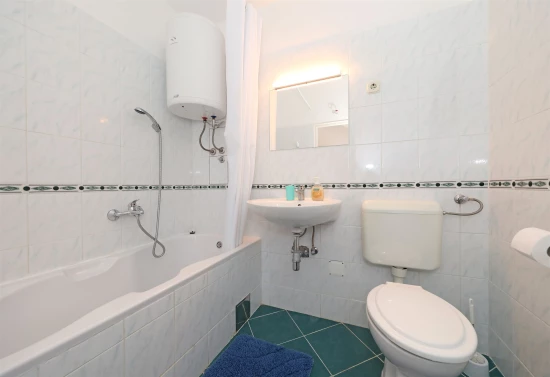 Apartmán Severní Dalmácie - Starigrad Paklenica DA 7033 N1