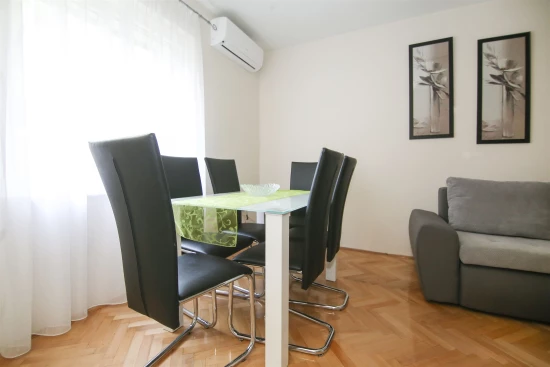 Apartmán Střední Dalmácie - Split DA 7042 N1