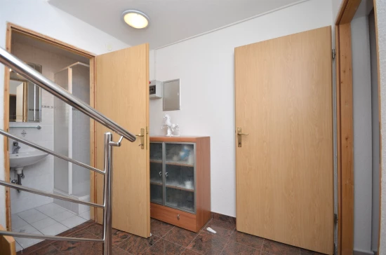 Apartmán Severní Dalmácie - Vodice DA 7059 N5