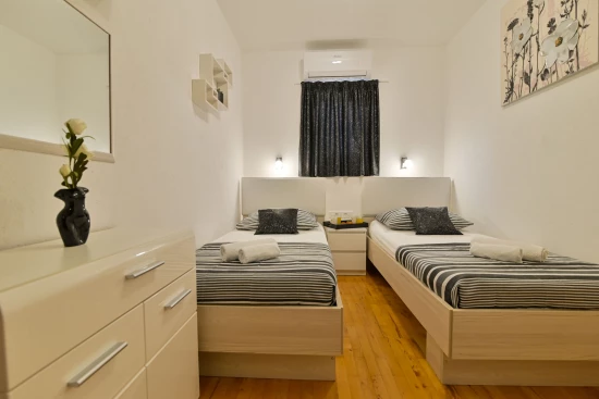 Apartmán Střední Dalmácie - Trogir DA 7097 N1