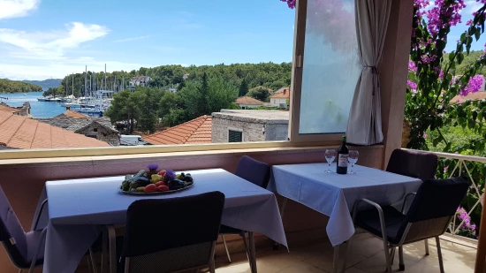 Apartmánový pokoj Ostrov Hvar - Vrboska OS 9139 N2