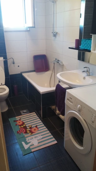 Apartmán Střední Dalmácie - Kaštela DA 7125 N1