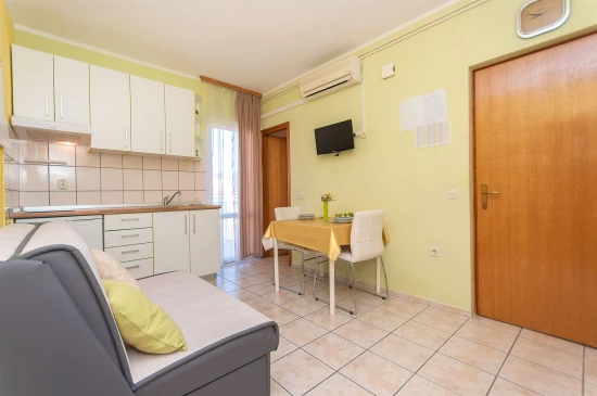 Apartmán Severní Dalmácie - Vodice DA 7133 N4